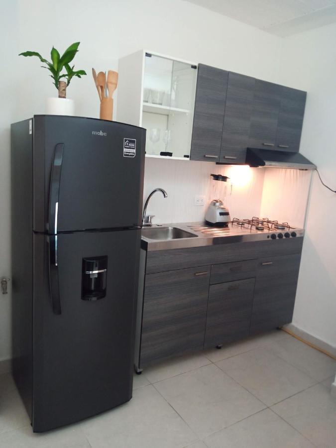 Vip Apartasuites Rosales Медельин Экстерьер фото