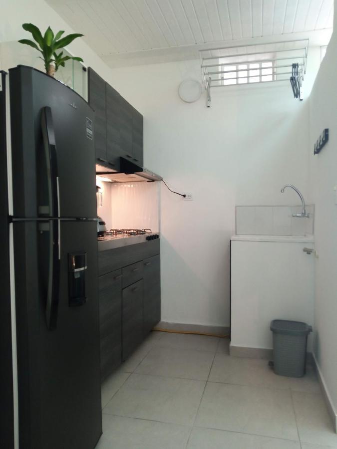 Vip Apartasuites Rosales Медельин Экстерьер фото