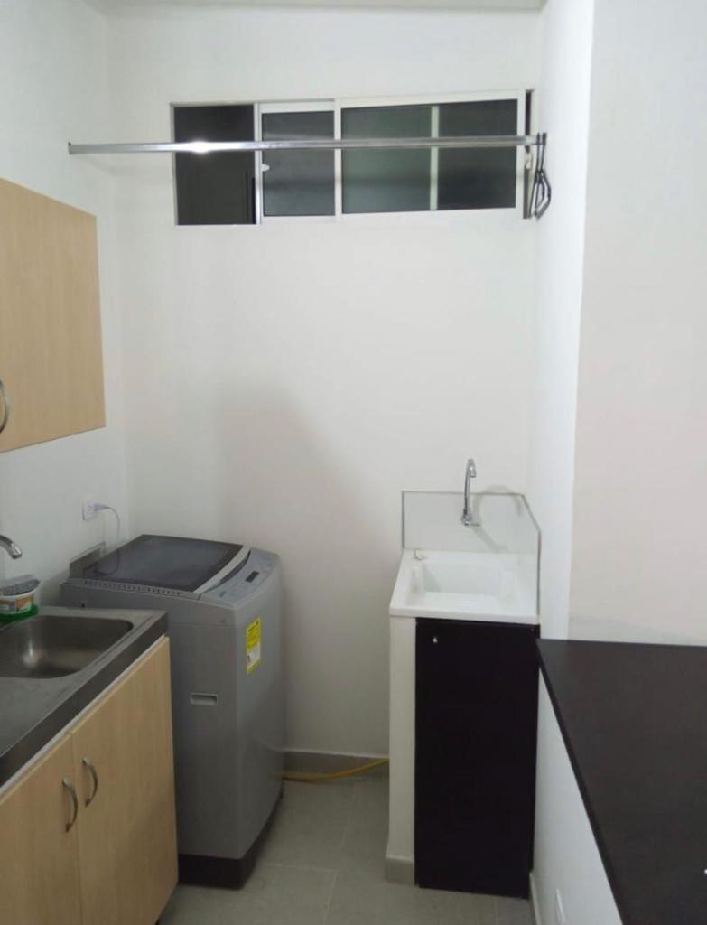 Vip Apartasuites Rosales Медельин Экстерьер фото